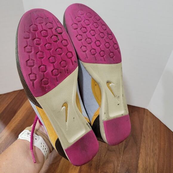 Nike Gray and Pink Suede Leather Athletic Shoes Sneakers Size 7 - Picture 8 of 9